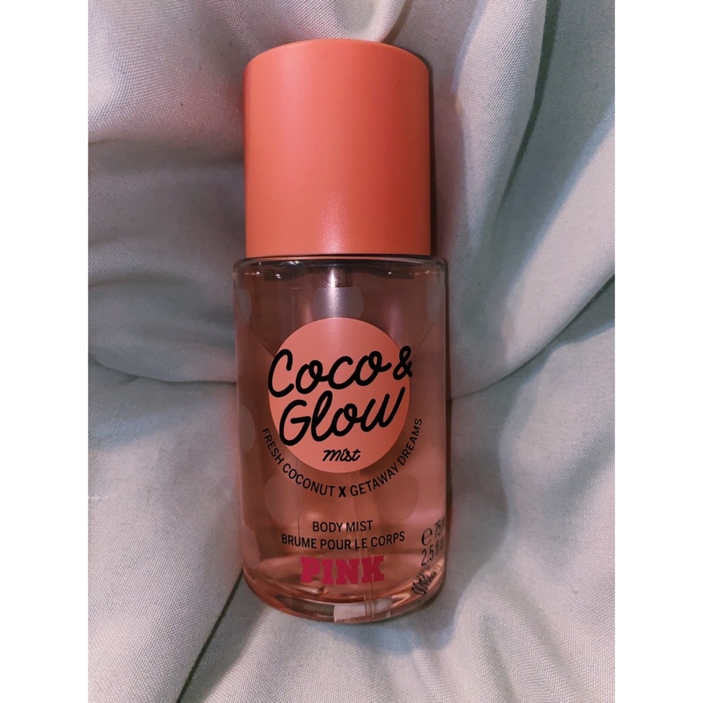 VS Pink Coco Glow Mist